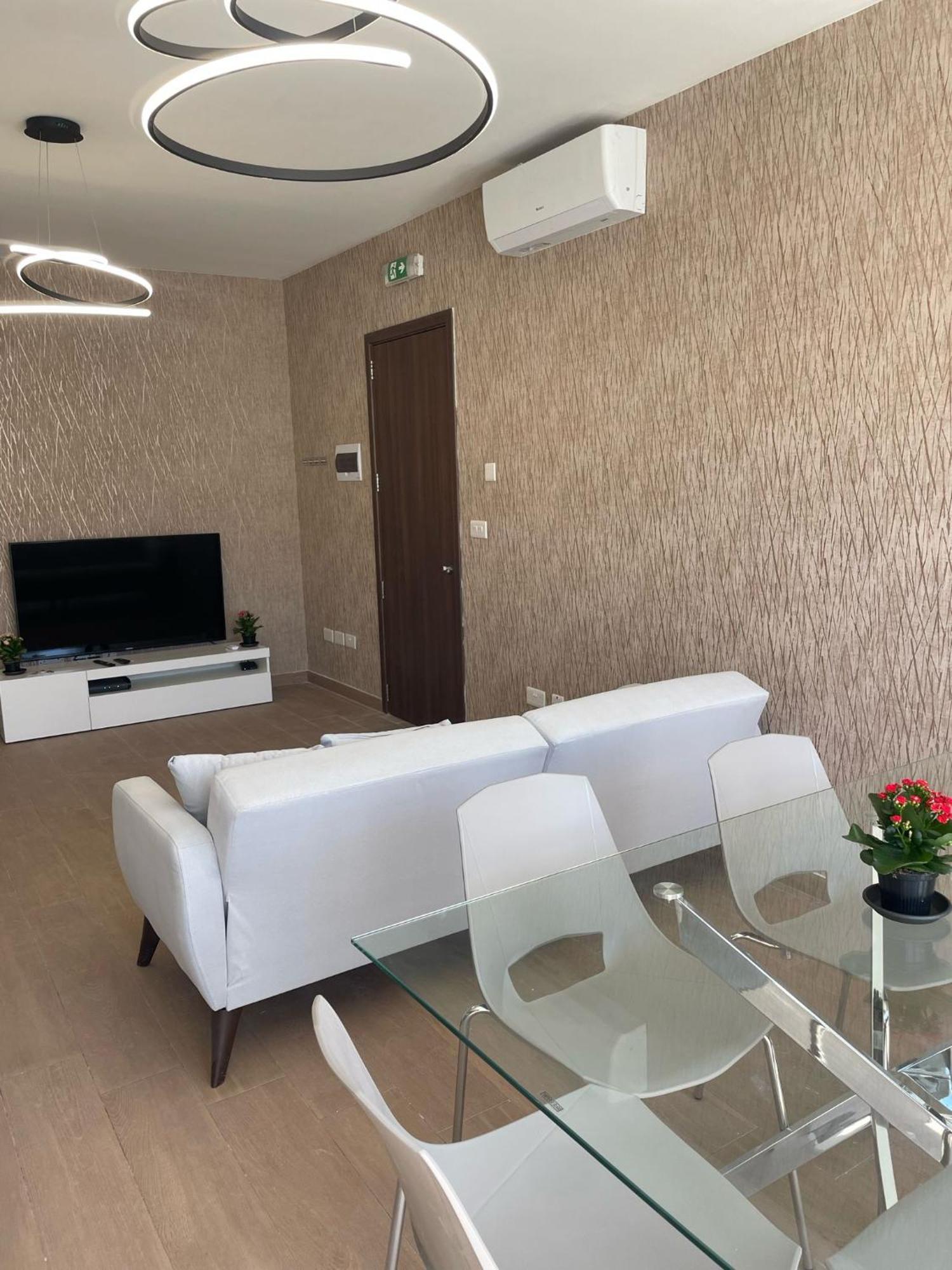 Three Bedroom Penthouse San Ġwann Kültér fotó